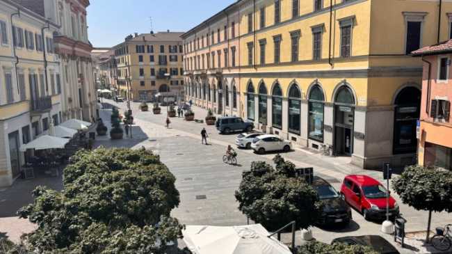novara piazza gramsci