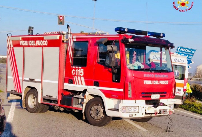 vigili del fuoco camion