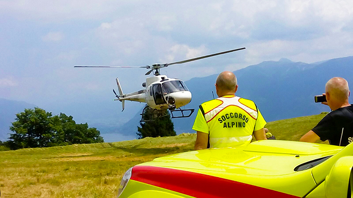 soccorso elicottero bianco decollo