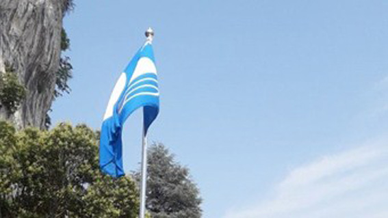 arona bandiera blu